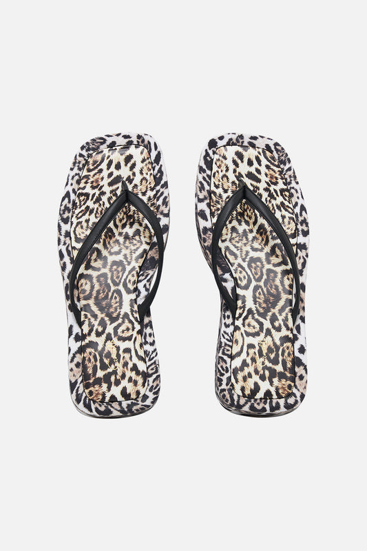 PLATFORM SANDAL