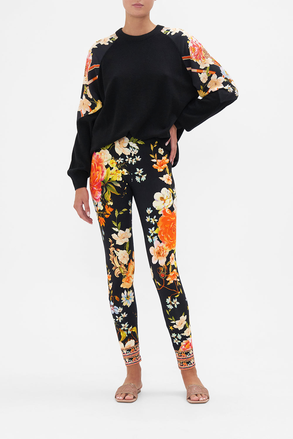 LEGGINGS