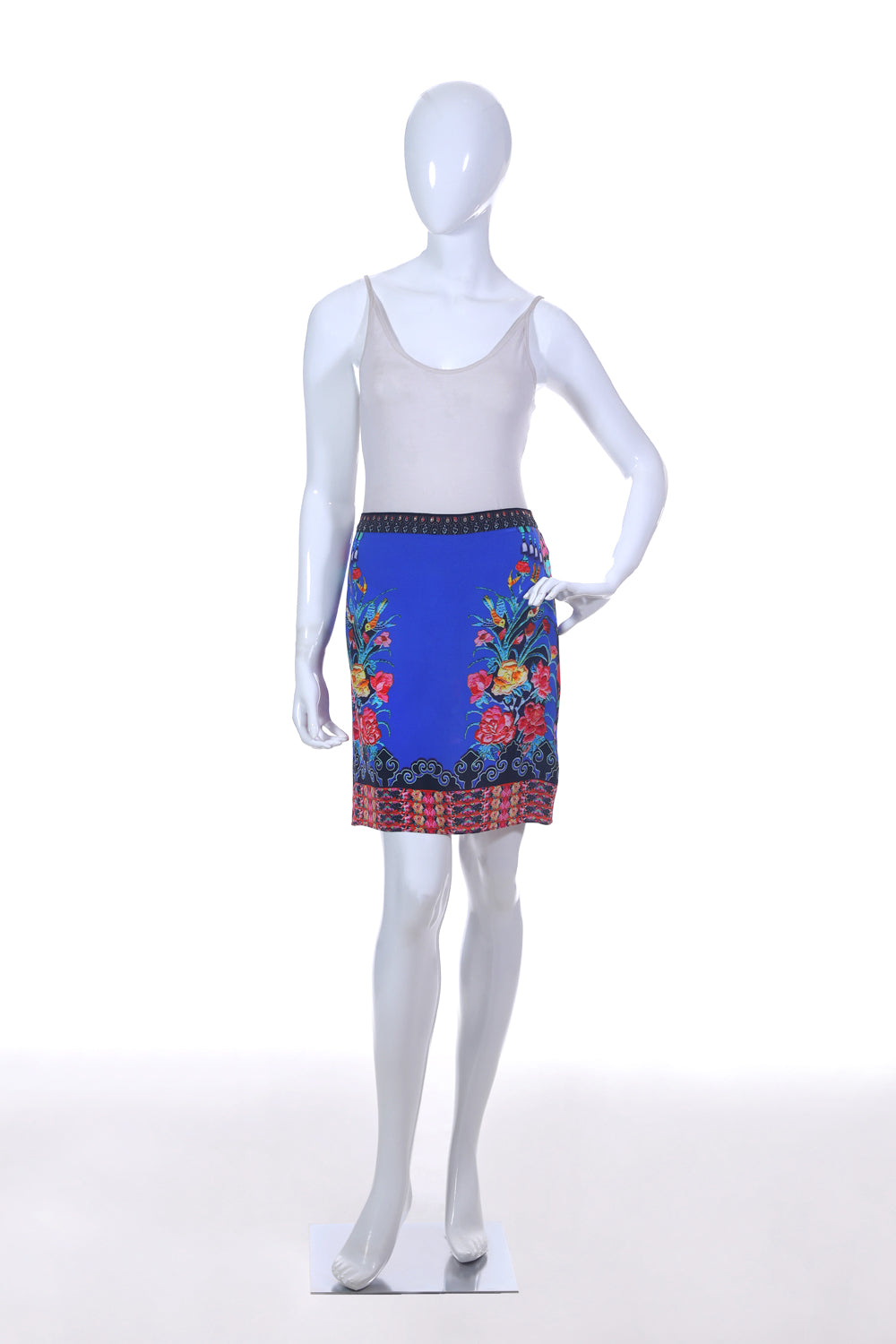 SHORT SKIRT