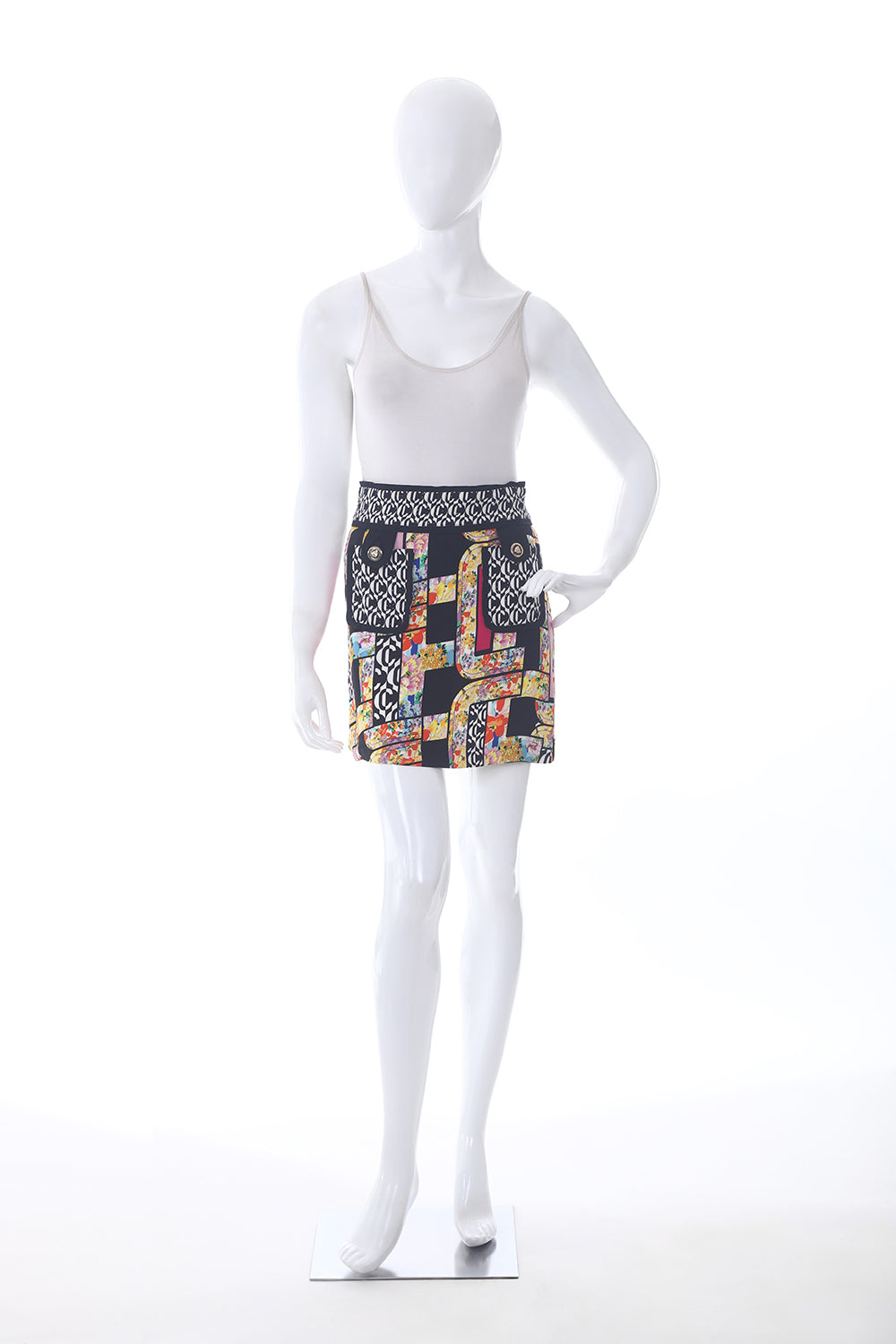 SHORT SKIRT